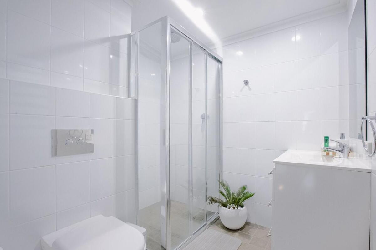 Chateau - By Naz Residences Sidney Exterior foto
